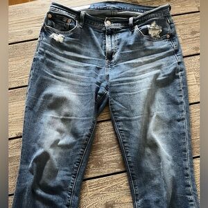 GAP Girlfriend Mid Rise Size 29/8 RS.